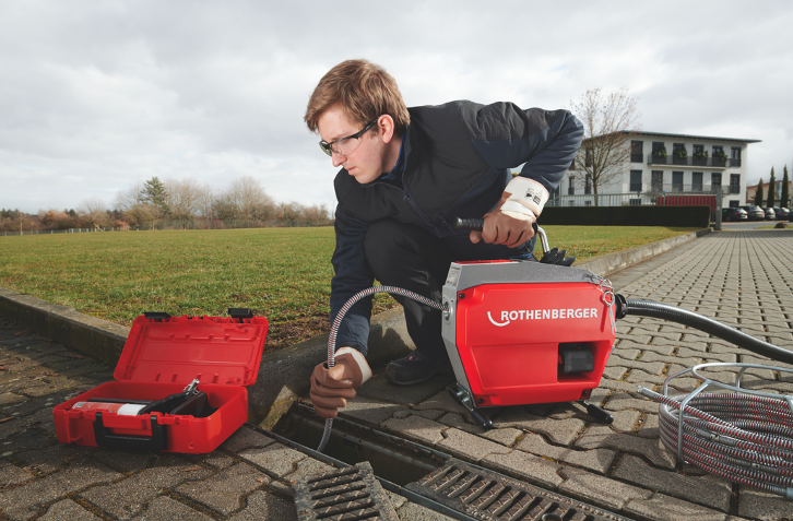 e3e21af0f5ef96a1b38284bd28d37bf4