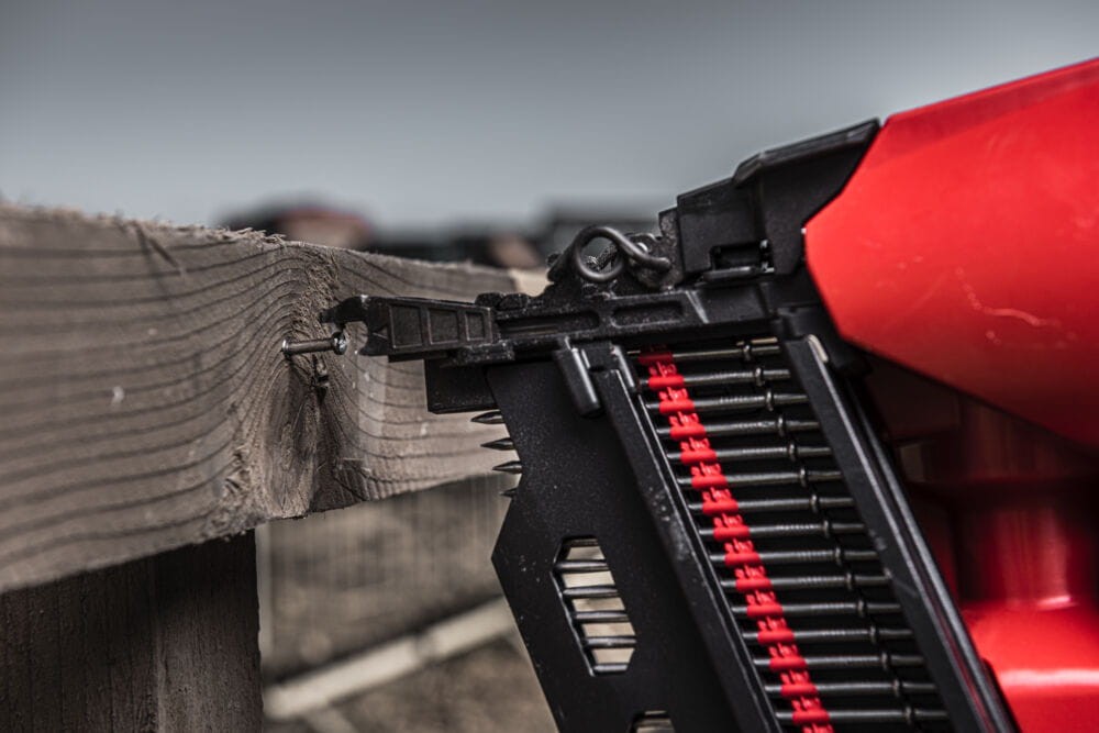 Gwozdziarka-dekarska-do-gwozdzi-z-podwojnym-lbem-M18 FDN-0C-4933493600-Milwaukee4.jpg