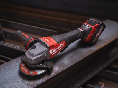 Szlifierka-katowa-125mm-1800W-M18-FHSAGO125VXPDB2-0X-4933493419-Milwaukee4.jpg