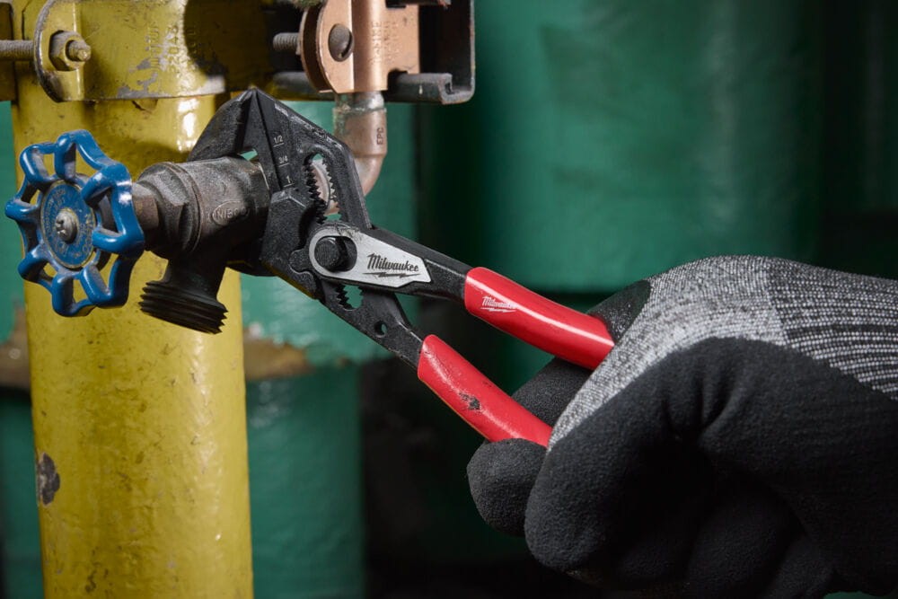 Szczypce nastawne płaskie 180mm Milwaukee 4932501149.jpg