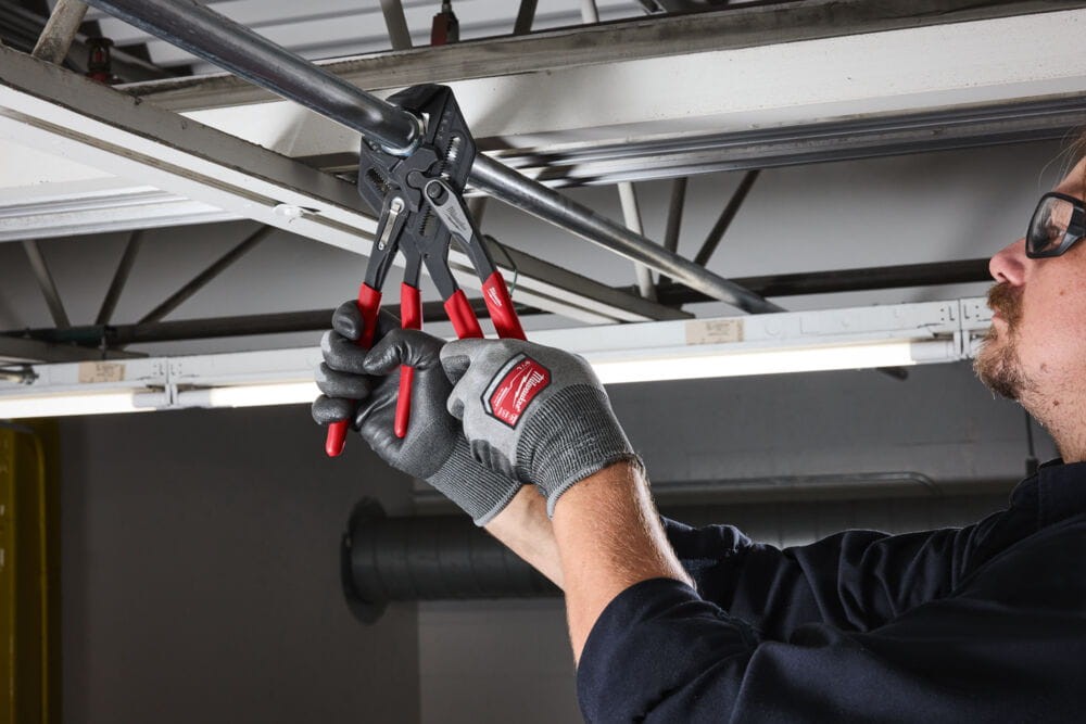 Szczypce nastawne 250mm Milwaukee 4932501150.jpg