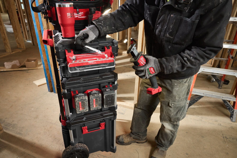 Boczny uchwyt na akcesoria Packout Milwaukee 4932500150.jpg