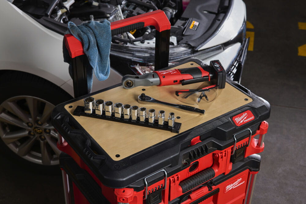 Zestaw nasadek chromowanych krótkich 1/4" metrycznych 10 szt. Milwaukee 4932501804.jpg