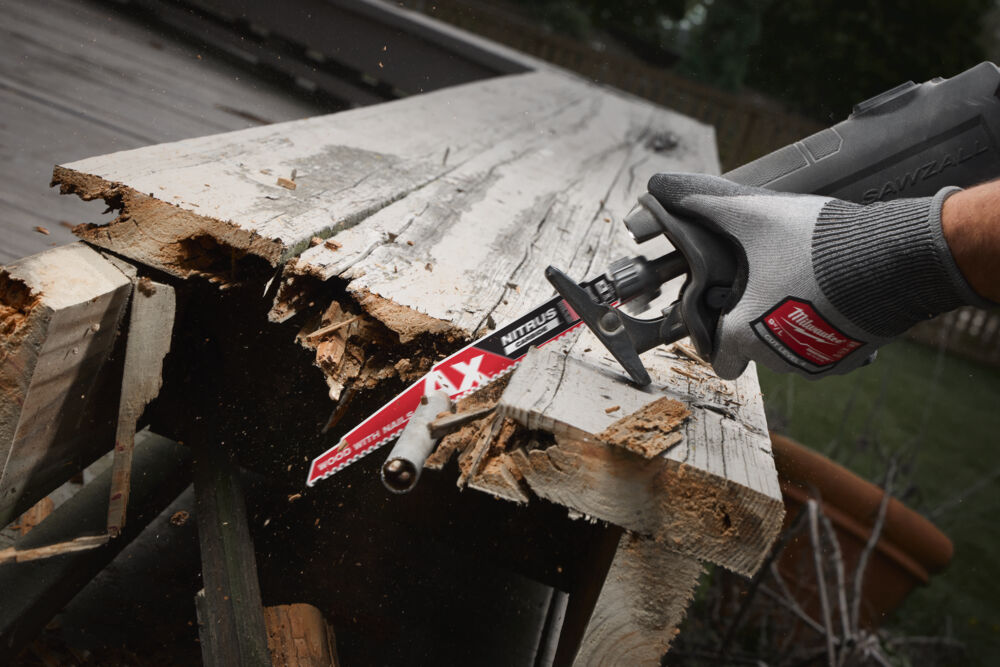 Brzeszczot do drewna z metalem AX Nitrus Carbide 300mm Milwaukee 5szt. 48477253.jpg